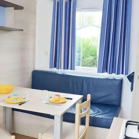 Mobil-home Confortable - 4 Pers. - Api-1-52-2822 * Люсон